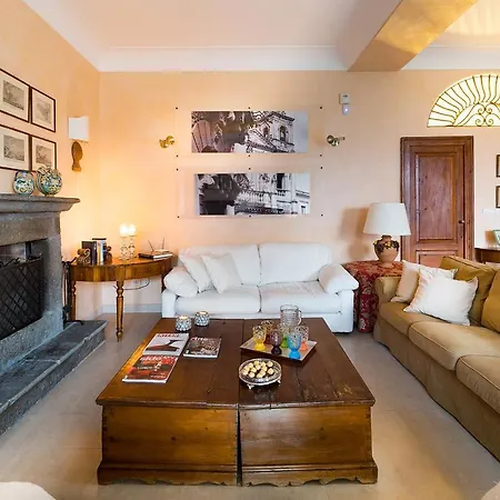 Sleeps 12 Pool Air Con Wifi *